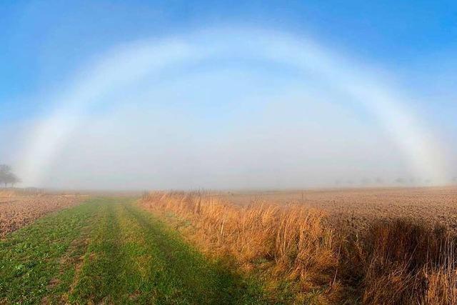 Ein seltener weier Regenbogen ber Schmidhofen