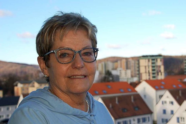 Inge Luska, gelernte Schneiderin und G...infelden auch wegen der Menschen dort.  | Foto: Petra Wunderle
