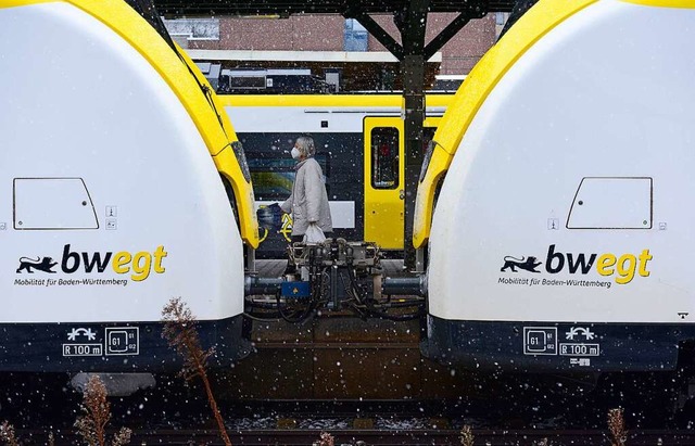 Das Koppeln und Entkoppeln der S-Bahn-...Probleme, die zu Verzgerungen fhren.  | Foto: Ingo Schneider