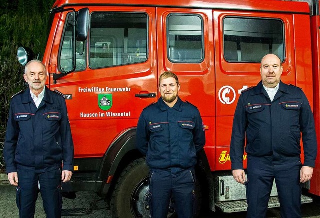 Der alte und neue Feuerwehrkommandant ...hmidt und Michael Metzger (von links).  | Foto: Paul Eischet