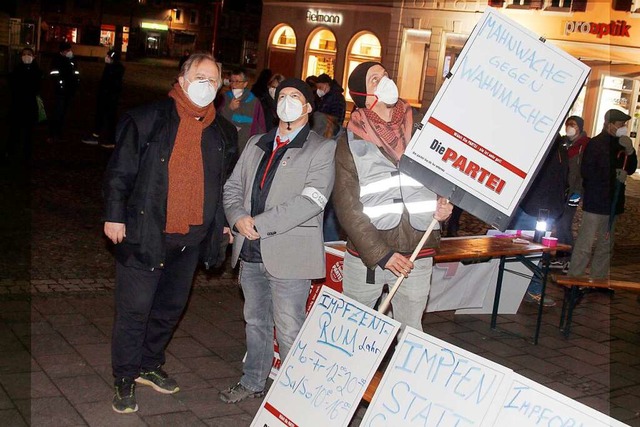 Aktion von der &#8222;Partei&#8220; auf dem Sonnenplatz  | Foto: Heidi Fel