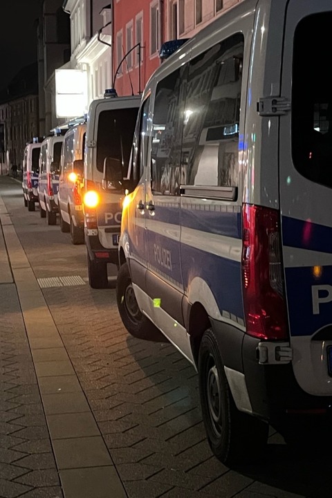Große Polizeipräsenz in Lörrach  | Foto: Jonas Hirt