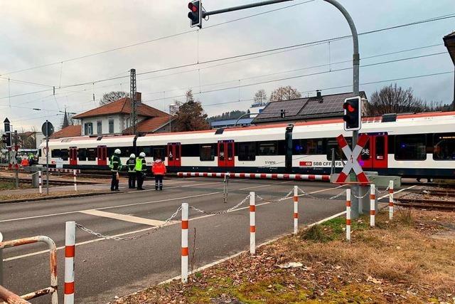 Tdlicher Bahnunfall blockiert Verkehr in Schopfheims Innenstadt