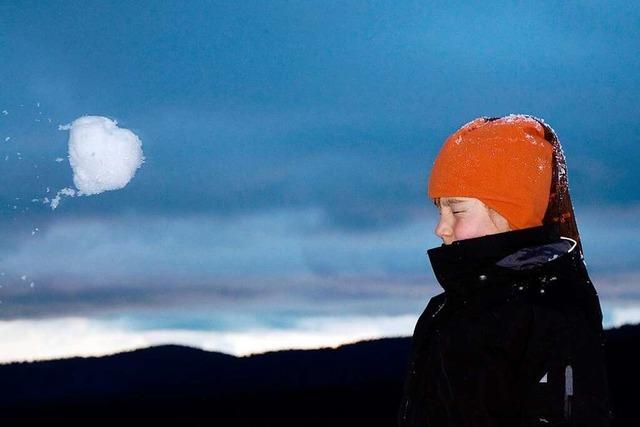 Worauf achtet man bei Schneeballschlachten?