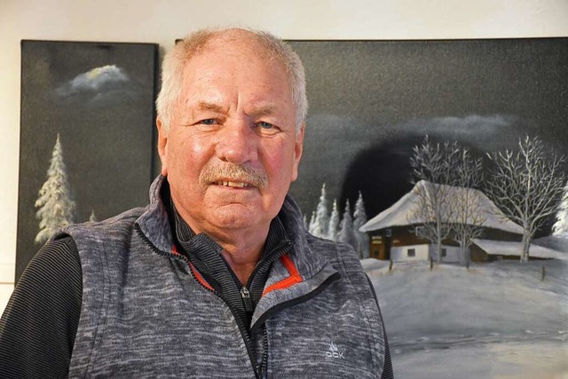 Walter Httich  stellt Landschaftsbild...warzwlder Skimuseum Hinterzarten aus.  | Foto: Thomas Biniossek