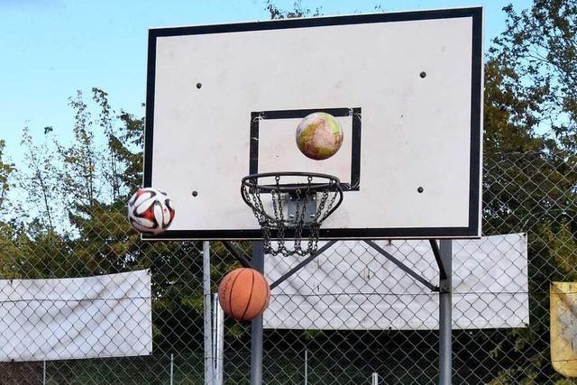 Keine Lösung für Denzlinger Basketballplatz, der Schulneubau weichen muss