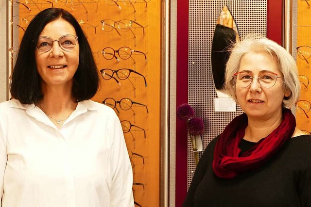Augenoptikermeisterin Ina Klemm (links...d sich eine neue Stelle suchen mssen.  | Foto: Victoria Langelott