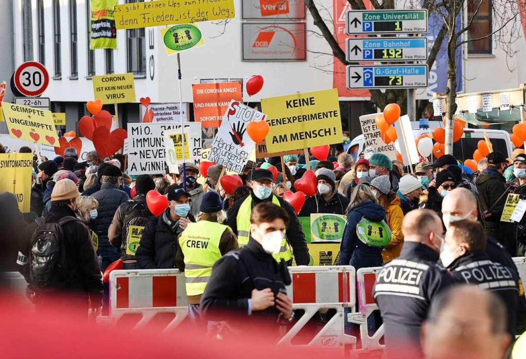 Impfgegner-Demo in Freiburg  | Foto: Rita Eggstein