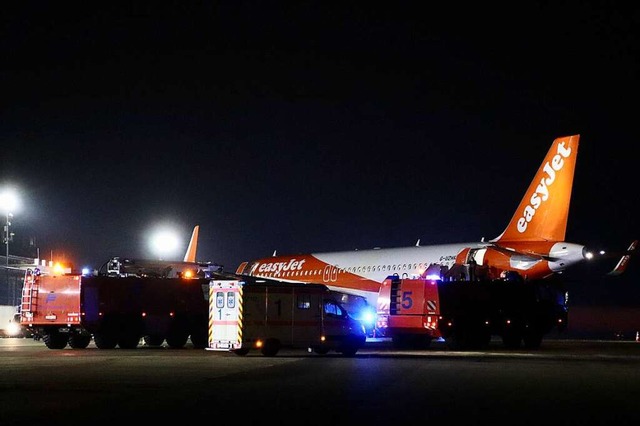 Ein Flugzeug der britischen Airline Ea...drichshafen im Bodenseekreis gelandet.  | Foto: Davor Knappmeyer (dpa)