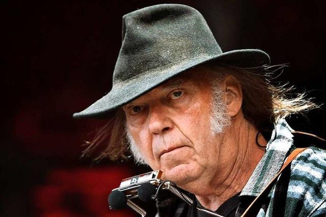 Umstrittener Corona-Podcast: Neil Young will Spotify boykottieren