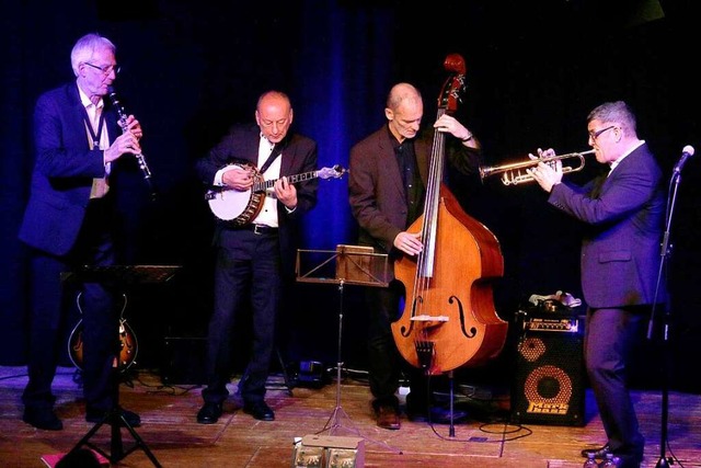 Routiniert, przise und dabei unterhal...as Helmut Dold Dixie-Quartett in Lahr.  | Foto: Heidi Fel