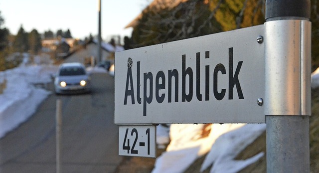 Die Fahrbahndecke der Straen Alpenbli...sollen in diesem Jahr erneuert werden.  | Foto: Sebastian Barthmes