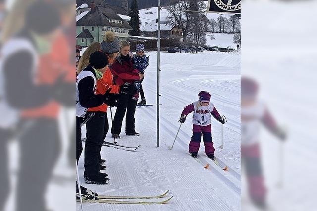 Junge Wintersportler wollen auf das Treppchen