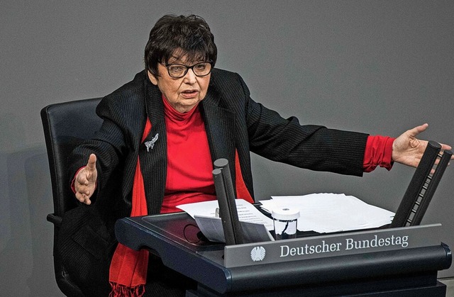 Die Holocaust-berlebende Inge Auerbacher bei ihrer Rede im Bundestag  | Foto: STEFANIE LOOS (AFP)