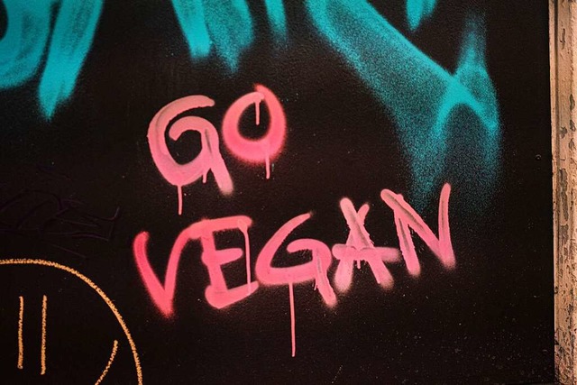 Vorurteile gegen Veganerinnen und Veganer gibt es einige  | Foto: Claudio Schwarz (unsplash.com)