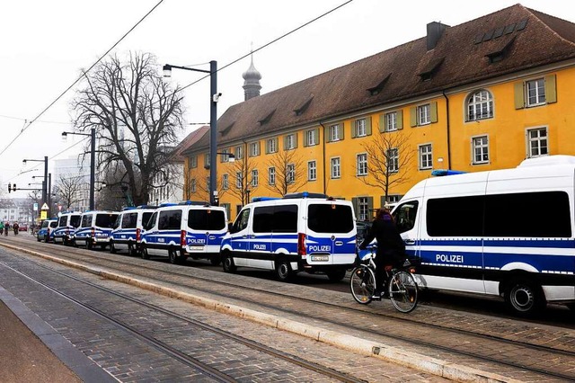 Ein Demo-Samstag bedeutet erhebliche A...en auf dem Rotteckring vom 15. Januar.  | Foto: Philipp von Ditfurth (dpa)