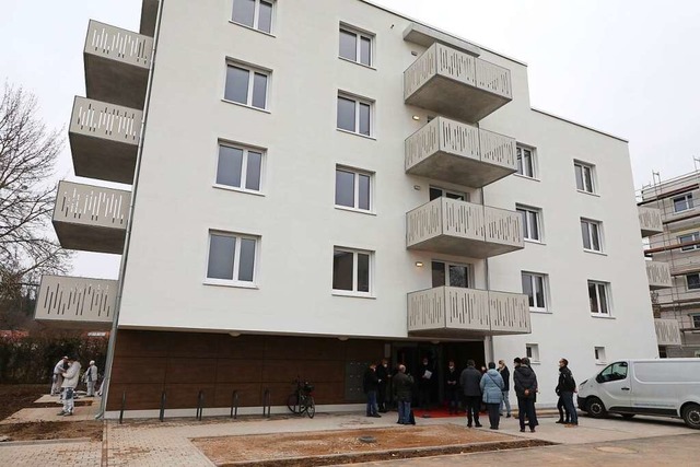 Im Kanadaring wurden zwei Mehrfamilienhuser mit 26 Wohnungen gebaut.  | Foto: Christoph Breithaupt