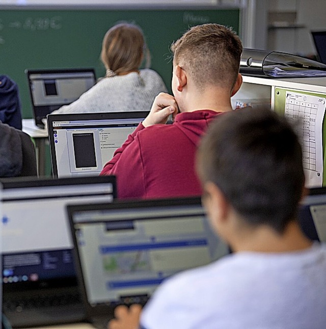 Internetzugang im Klassenzimmer  | Foto: Marijan Murat (dpa)