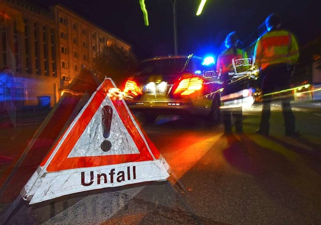 Auf der B3 Richtung Schallstadt hat sich ein Verkehrsunfall ereignet.  | Foto: Patrick Seeger (dpa)
