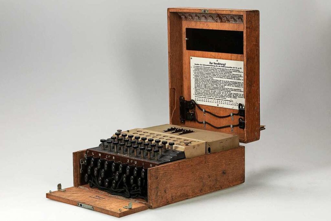 Das ist keine Schreibmaschine, sondern...t, um geheime Informationen zu senden.  | Foto: Doratheum Wien/dpa