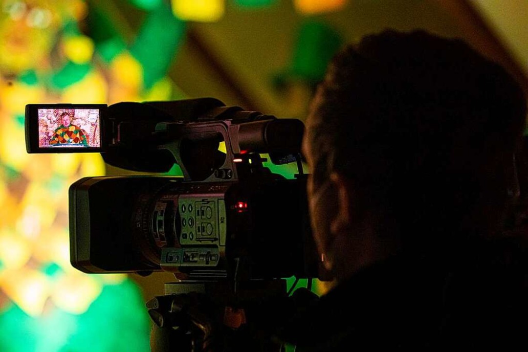 Achtung, hier wird ein Film gedreht &#...heimer Zunft &#8222;Krutstorze&#8220;.  | Foto: Hubert Gemmert