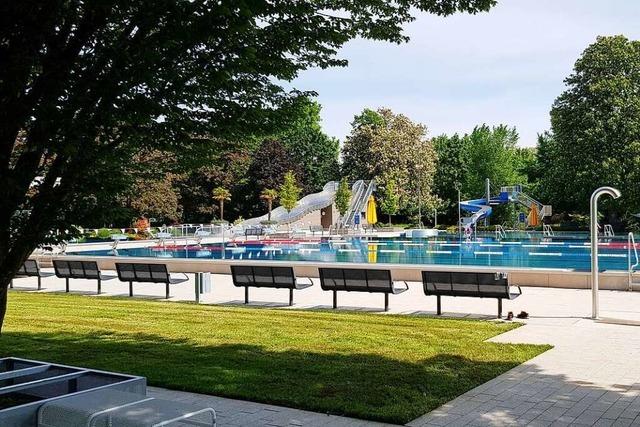 Ausschuss empfiehlt hhere Schwimmbad-Preise in zwei Stufen