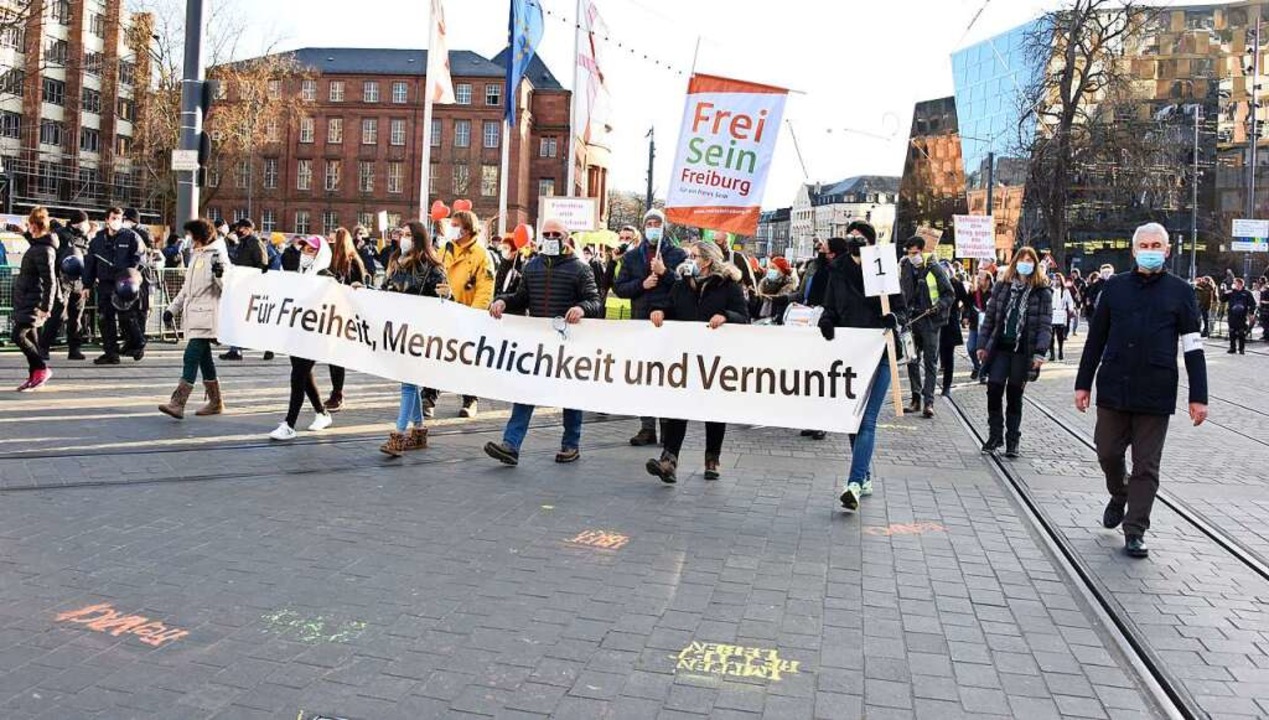 Demonstrationszug durch Freiburg  | Foto: Rita Eggstein