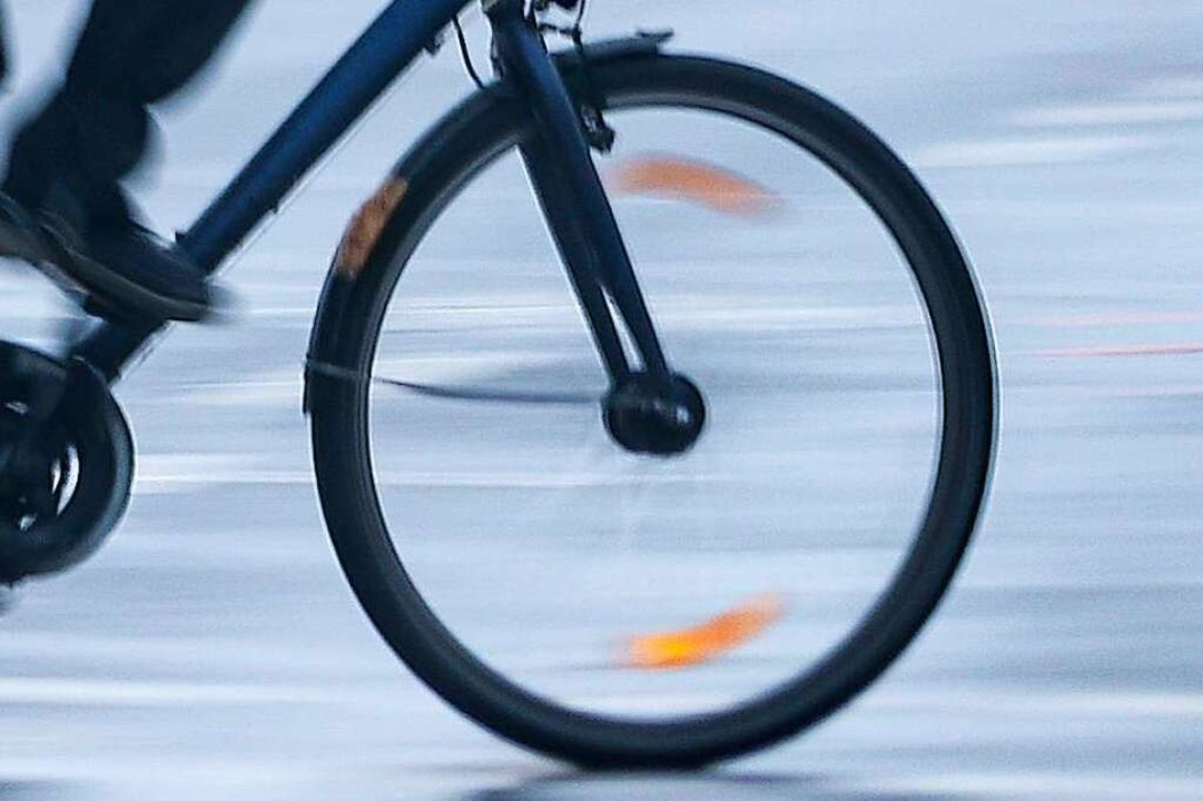Ein 26-Jährige wählte den Notruf und s...zei einen möglichen Fahrraddiebstahl.   | Foto: Jan Woitas