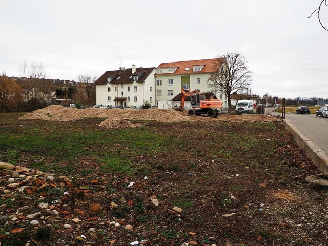 Fr diese Brachflche am Kanderweg ers...meinde Binzen nun einen Bebauungsplan.  | Foto: Herbert Frey