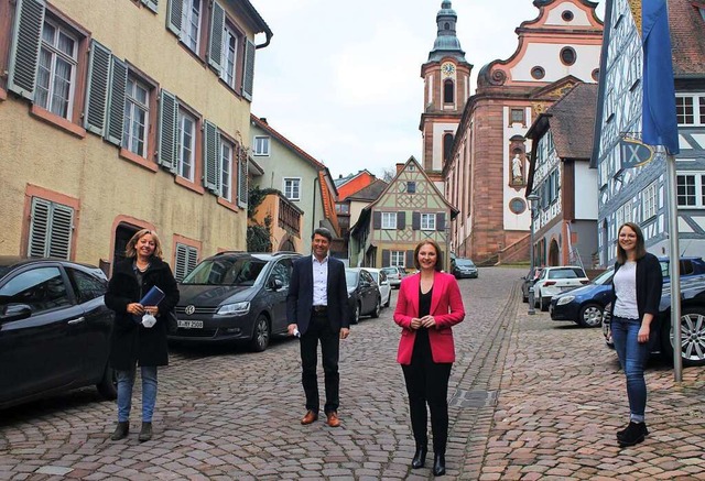Besuch in Ettenheim: (von rechts) Rekt...ne) und Hauptamtsleiterin Julia Zehnle  | Foto: Stadt Ettenheim