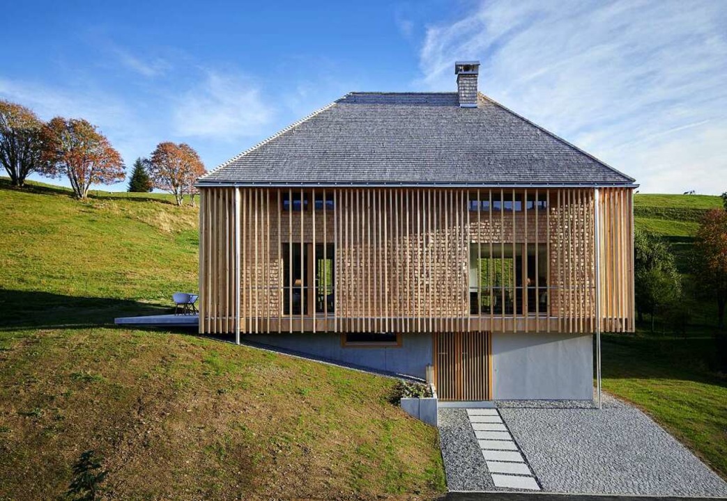Modernes Bauen trifft auf Schwarzwalds... Wohnhaus bei Oberried am Schauinsland  | Foto: Rene Lamb Fotodesign GmbH