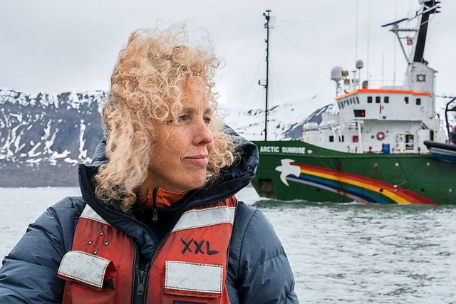Jennifer Morgan bei Greenpeace Kampagne in Norwegen.  | Foto: Christian slund (dpa)