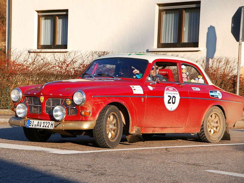 Unter den 67 in Freiburg gestarteten Oldtimern tummelten sich nicht nur legendre Modelle, die bereits zu ihrer aktiven Zeit bei einem WM-Lauf im Frstentum Monaco siegreich waren, sondern auch Klassiker aus der jngeren Motorsport-Geschichte.