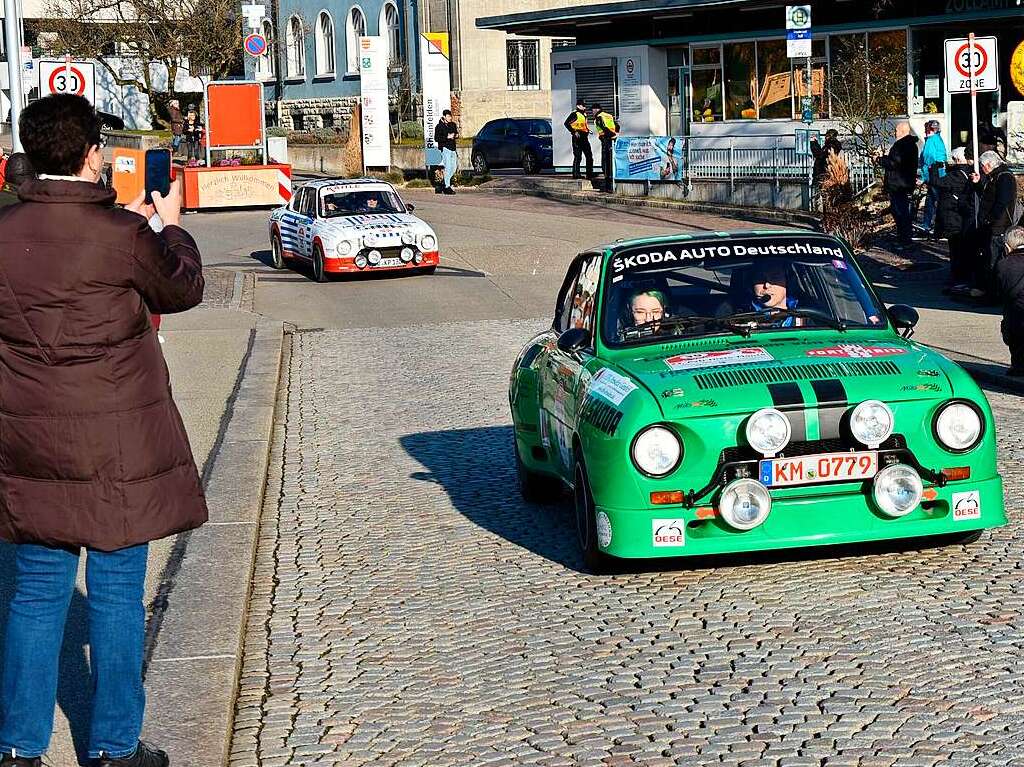 Unter den 67 in Freiburg gestarteten Oldtimern tummelten sich nicht nur legendre Modelle, die bereits zu ihrer aktiven Zeit bei einem WM-Lauf im Frstentum Monaco siegreich waren, sondern auch Klassiker aus der jngeren Motorsport-Geschichte.