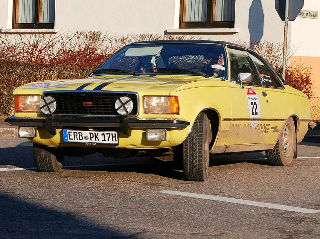 Unter den 67 in Freiburg gestarteten Oldtimern tummelten sich nicht nur legendre Modelle, die bereits zu ihrer aktiven Zeit bei einem WM-Lauf im Frstentum Monaco siegreich waren, sondern auch Klassiker aus der jngeren Motorsport-Geschichte.