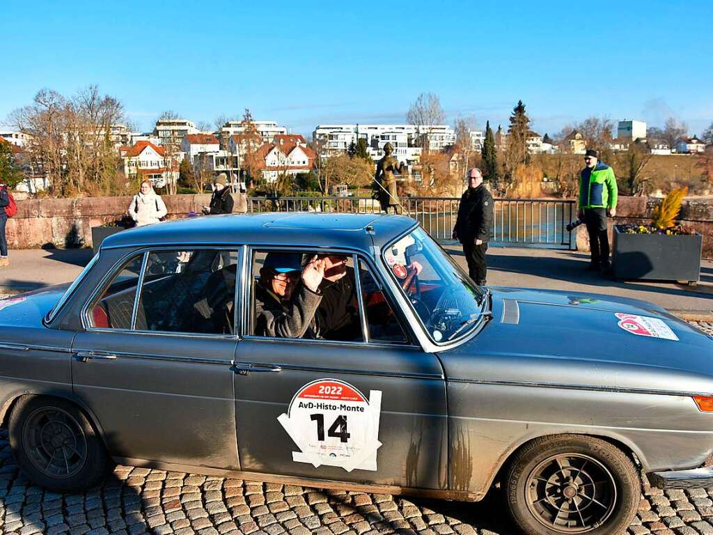 Unter den 67 in Freiburg gestarteten Oldtimern tummelten sich nicht nur legendre Modelle, die bereits zu ihrer aktiven Zeit bei einem WM-Lauf im Frstentum Monaco siegreich waren, sondern auch Klassiker aus der jngeren Motorsport-Geschichte.