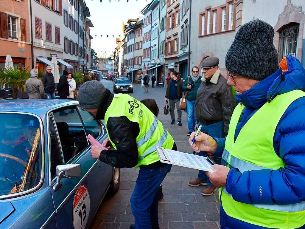 Unter den 67 in Freiburg gestarteten Oldtimern tummelten sich nicht nur legendre Modelle, die bereits zu ihrer aktiven Zeit bei einem WM-Lauf im Frstentum Monaco siegreich waren, sondern auch Klassiker aus der jngeren Motorsport-Geschichte.