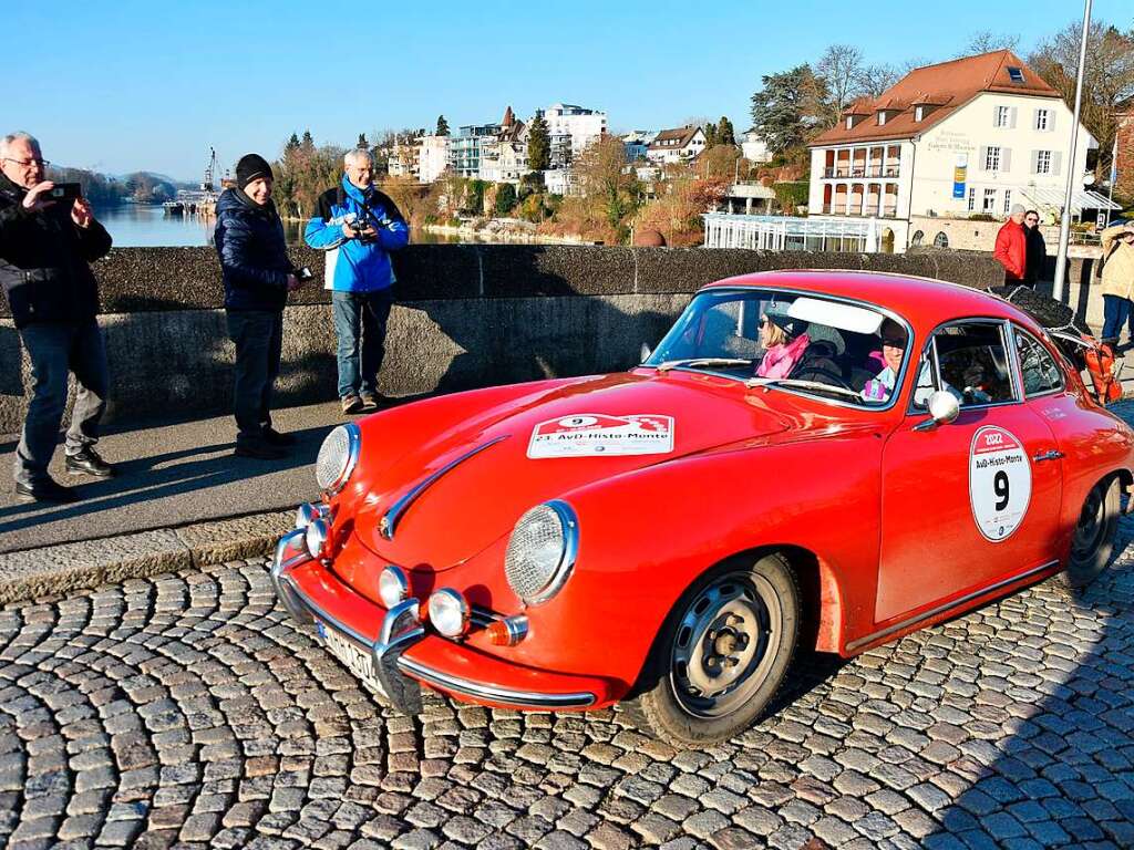 Unter den 67 in Freiburg gestarteten Oldtimern tummelten sich nicht nur legendre Modelle, die bereits zu ihrer aktiven Zeit bei einem WM-Lauf im Frstentum Monaco siegreich waren, sondern auch Klassiker aus der jngeren Motorsport-Geschichte.