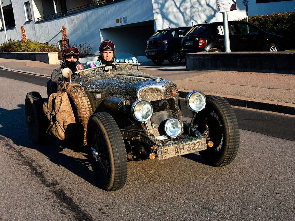 Unter den 67 in Freiburg gestarteten Oldtimern tummelten sich nicht nur legendre Modelle, die bereits zu ihrer aktiven Zeit bei einem WM-Lauf im Frstentum Monaco siegreich waren, sondern auch Klassiker aus der jngeren Motorsport-Geschichte.