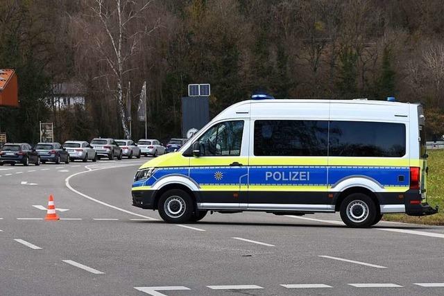 Polizei stellt in Efringen-Kirchen den Angriff auf ihren Kollegen nach