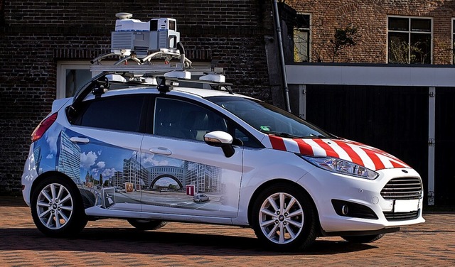 Solch ein Fahrzeug zur digitalen Erfas...enraums ist derzeit in Lahr unterwegs.  | Foto: Cyclomedia