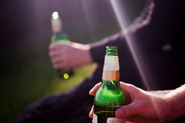 Drogenbeauftragter fordert Bier und Wein erst ab 18