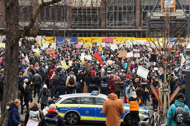 Bereits im Dezember startete die Anti-...als aber noch mit weniger Teilnehmern.  | Foto: Rita Eggstein