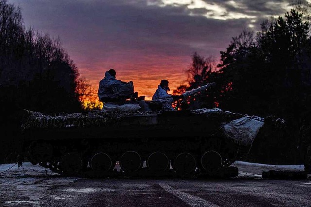 Nach Warnungen der US-Regierung hat nu...ufgefordert, die Ukraine zu verlassen.  | Foto: HANDOUT (AFP)