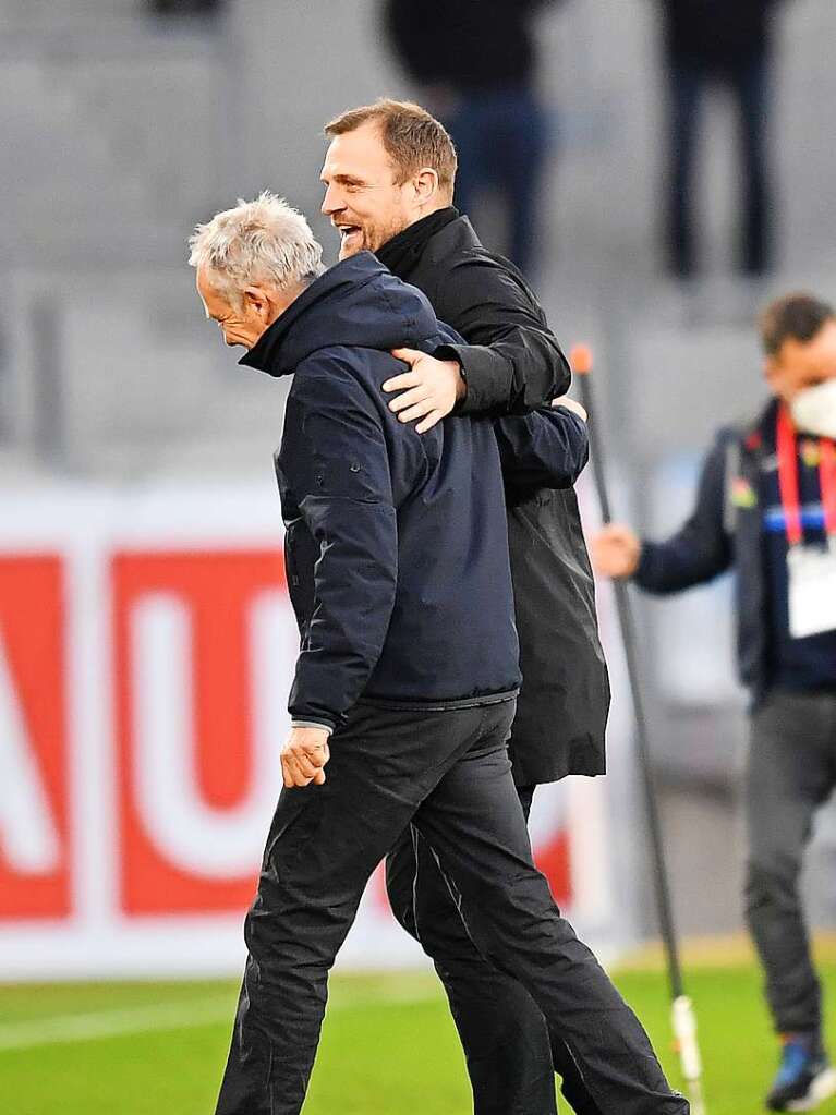 Auch die beiden Trainer Christian Streich und Bo Svensson konnten mit der Punkteteilung leben.