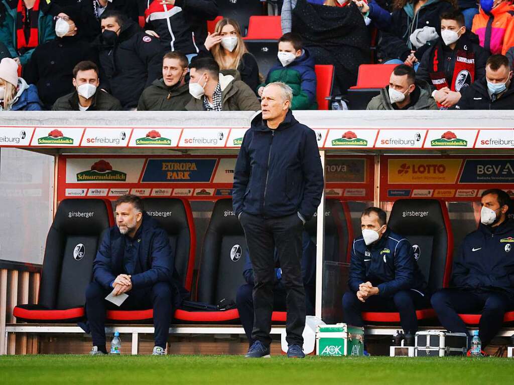 Christian Streich hatte in der Halbzeitpause einiges zu korrigieren, sah letzten Endes ein gerechtes Unentschieden.