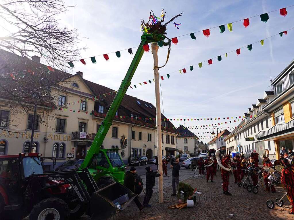 Eindrcke vom Narrenbaumstellen in Grwihl