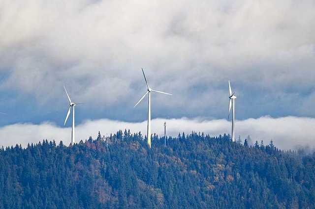 Windrder  auf dem Rosskopf bei Freibu...urch leistungsfhigere ersetzt werden.  | Foto: Patrick Seeger