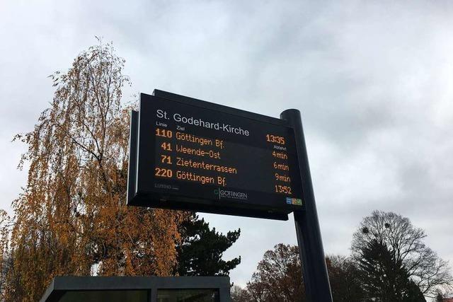 Digitale Anzeigen fr Bushaltestellen haben in Lrrach Versptung