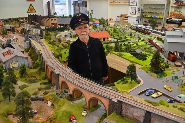 Roland Griebel ist Modell-Eisenbahner mit Leib und Seele